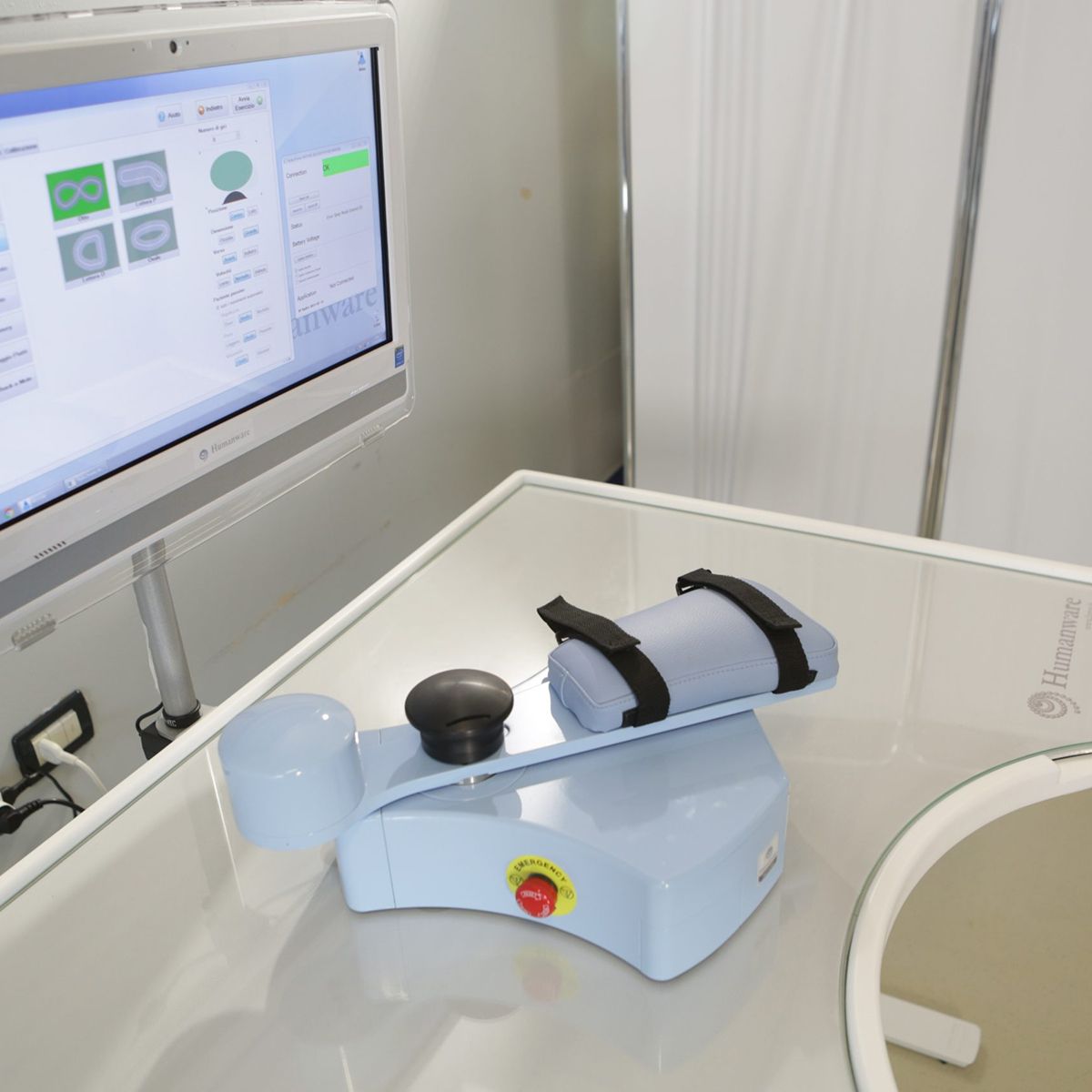MOTORE – Robot portátil para rehabilitación de extremidad superior